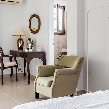 Oikia Guesthouse Stafylos Bagian luar foto