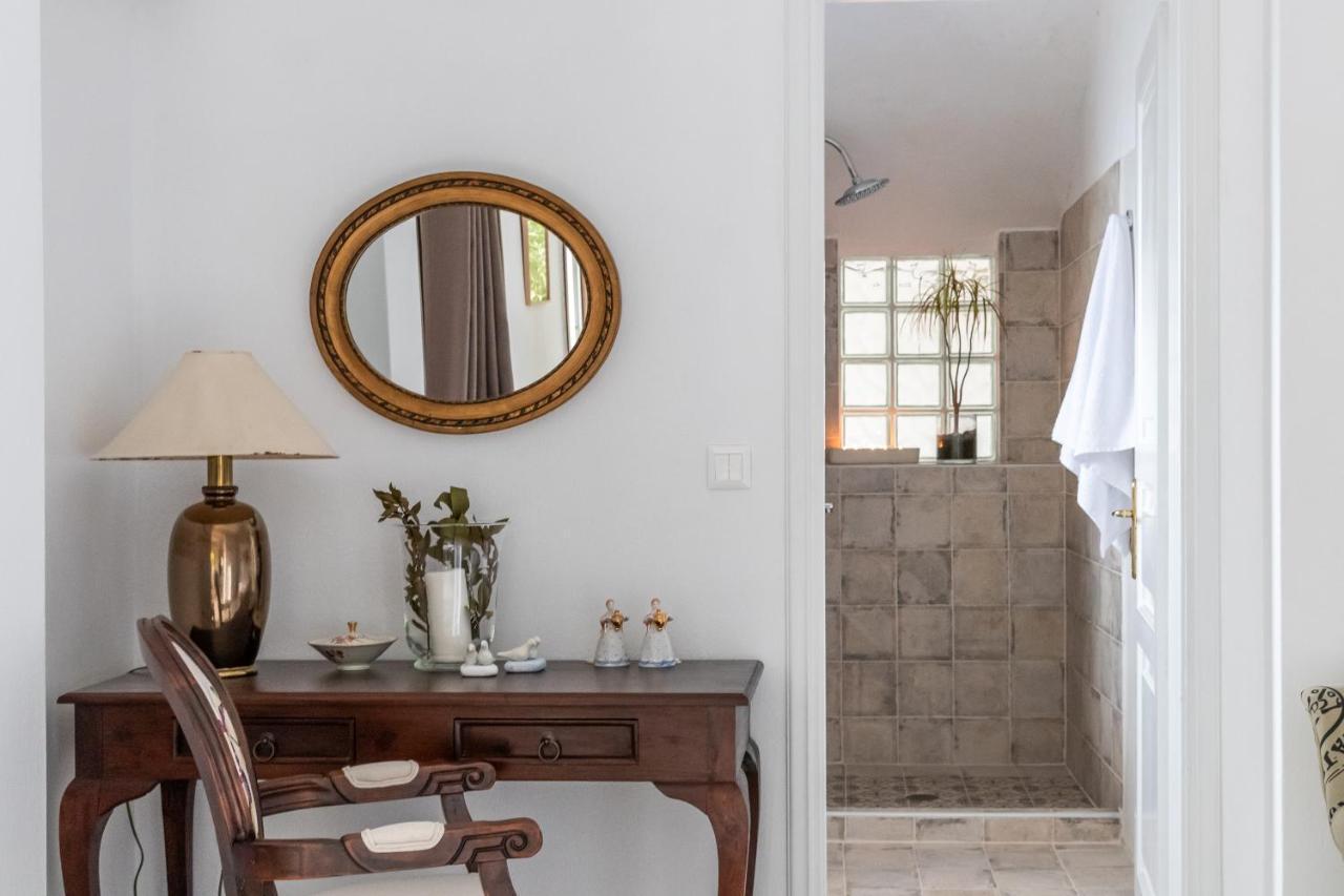 Oikia Guesthouse Stafylos Bagian luar foto