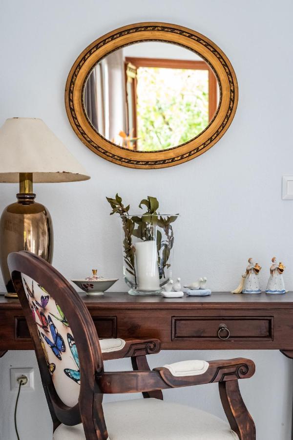 Oikia Guesthouse Stafylos Bagian luar foto